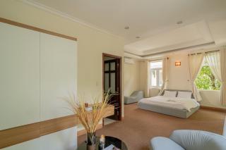 Elegant Luxury Villa for 10 People - 2