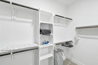 12 Stylish 2B by Top Golf, Yoga Studio, Resort Pool and Gym, Golf Simulator - Fort Worth - 9