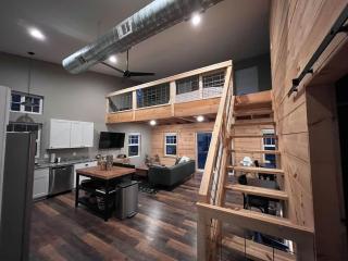 The Treetop Retreat – Family Getaway in Scenic Hocking Hills - 8