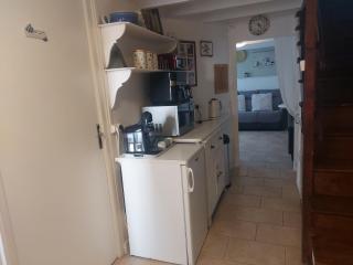 Charming two bedroom gite with beautiful gardens - 6