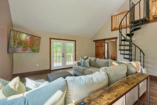 Tranquil Heights Cabin In Hocking Hills- HOT TUB! - 7