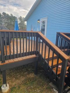 Blue Cottage with Game Room Deck & Hot Tub - 8