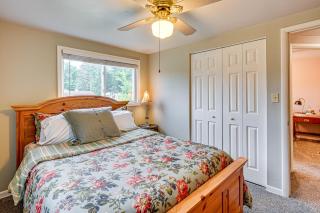 1 Mi to Dtwn Suburban Home with Yard in Owosso - 1