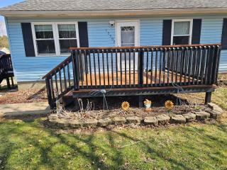 Blue Cottage with Game Room Deck & Hot Tub - 6