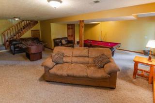 Cheerful Two Bdrm Cabin with Hot Tub & Pet Friendly - 1