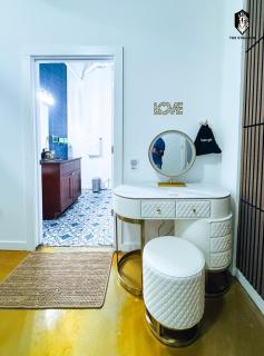 Modern 2BD Loft in Downtown with Patio - 2