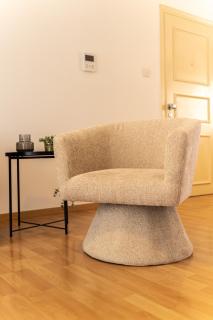 2 bedroom flat in city centre - 4