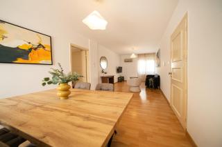 2 bedroom flat in city centre - 8