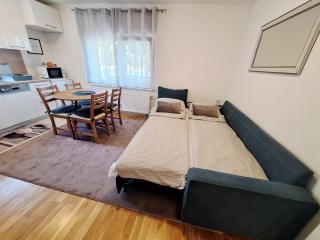Apartment Silvia Zagreb - 5