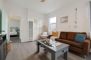 At Hermosa Ave and Pier ave- B - 7