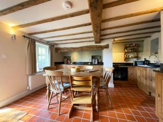 Smith Yard Cottage, Ashbourne - Ashbourne - 4