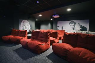 For Students Only - George Street in Glasgow - 3