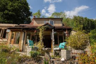 16th Century Cottage With Ancient Woodland Views - 6