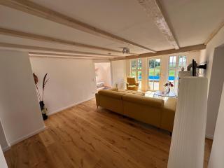 Ferienhaus"Huus an`t Diek" Luxus in Deichnähe mit Pool, Nähe Norddeich - 6