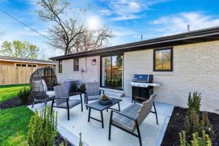 Fenced Backyard W Patio and Grill. Secure Location. - 1