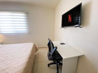 Casa con Alberca en Privada, 5 min del Aeropuerto y Consulado - Hermosillo - 3
