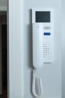 Barcelona CHILLINGHOUSE 10 3Min Von ICE, NETFLIX,Garten - 4