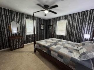The Renovated Farmhouse at Seneca Rocks - 1