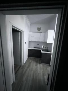 Port Side Rooms Centre - 4