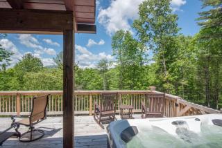 Adventure Cabin! Fire Pit, State Park, Fishing, Mtn Views, Hot Tub, WiFi - 6
