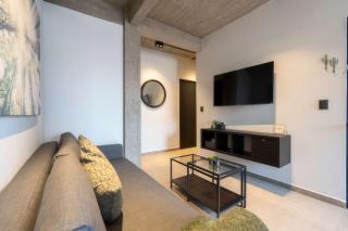 Zielo 2bdrm 2 bath Private balcony, Rooftop Walk to Zocalo - 2