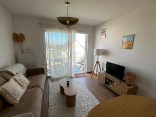 At Home Ste Cécile - 2