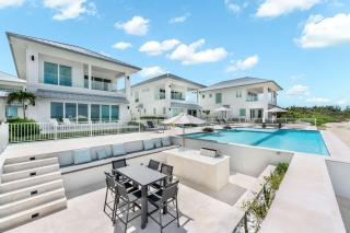 Oceans 9 / LUXE 4 BR Villa - 8