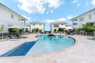 Oceans 9 / LUXE 4 BR Villa - 5