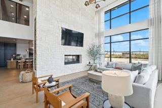 01 Stylish Condo, Resort Amenities, Near Stockyards - 3