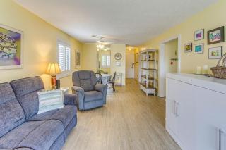 Poolside Fun and Ocean Strolls Myrtle Beach Oasis! - Myrtle Beach - 6