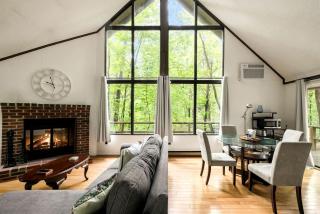 Enchanting A-Frame Cabin Retreat near Berkeley Springs and Mountain Views in West Virginia - 1