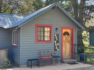 Cozy Rustic Cabin with Riverside Patio on the Pecos River – Pecos, New Mexico - Pecos - 3
