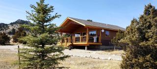 Charming Cabin with Mountain Views Near Madison River in Ennis, Montana - 2