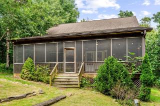 Resplendent Cabin Haven near Shenandoah River in Virginia - 0