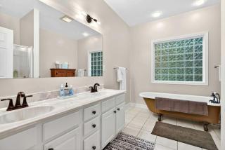 Resplendent Cabin Haven near Shenandoah River in Virginia - Bentonville - 5