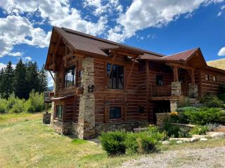 Scenic Creekside Lodge with Decks and Madison River Access near Yellowstone, Ennis Montana - 2