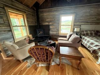 Charming Cabin with Pond and Mountain Views near Downtown Ennis, Montana - 9