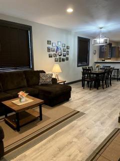 Modern Condominium with Pet-Friendly Drift Boat Parking near Madison River in Ennis, Montana - 9