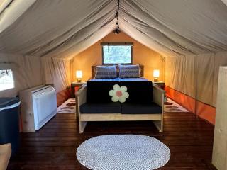 Radiant Safari Tent Escape near Smoky Mountains in Tennessee - 9