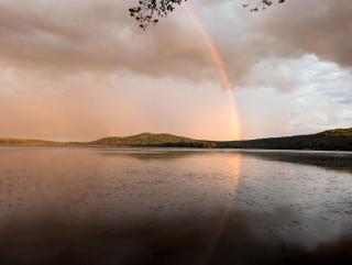 Quaint Lakeside Cabin for a Peaceful Family Getaway Surrounded by Nature by Province Lake in New Hampshire - Ossipee - 3