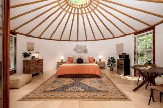 Serene Yurt Retreat near Pisgah National Forest in North Carolina - 9