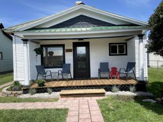 Charming Downtown Cottage with Porch & Backyard Retreat near Beaverhead River in Dillon, Montana - 0