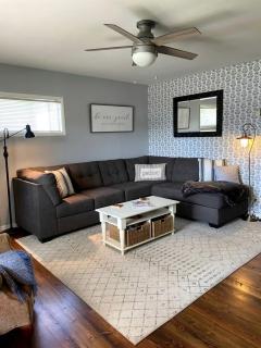 Charming Downtown Cottage with Porch & Backyard Retreat near Beaverhead River in Dillon, Montana - 7