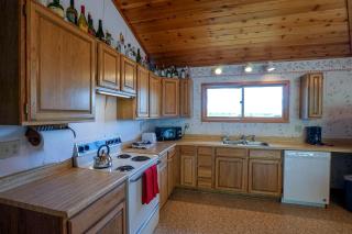 Quaint Vacation Rental with Madison River Views near Yellowstone in Southwest Montana - 7