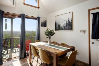 Splendid Mountaintop Cabin Retreat near South Branch Potomac River in West Virginia - - 7