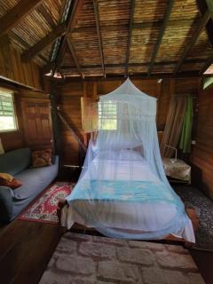 Tia's Bamboo Cottages Restaurant, Bar & Sulphur Spa - 9