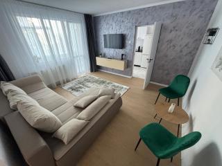 Apartment Central - Onești - 1