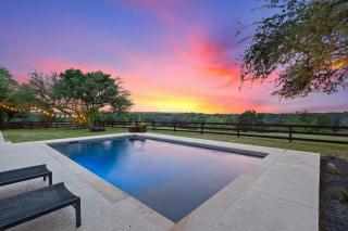 San Gabriel Sangria Views Pool River on 2 Acres - Liberty Hill - 4