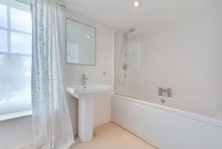 2 The Old Vicarage - Wangford - 3