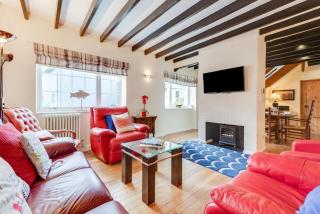 The Old Coach House - 8